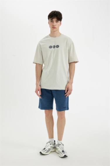 Oversize Fit Regular Hem Shorts