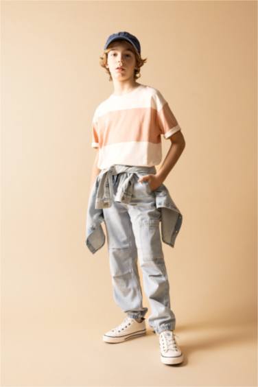 Boy Oversize Fit Crew Neck Striped Short Sleeve T-Shirt