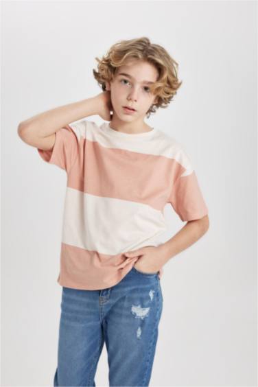 Boy Oversize Fit Crew Neck Striped Short Sleeve T-Shirt