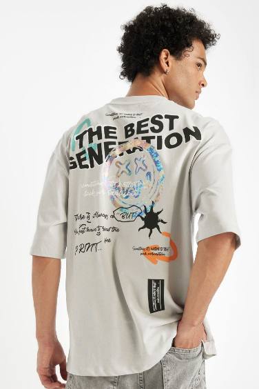 Loose Fit Crew Neck Back Printed T-Shirt