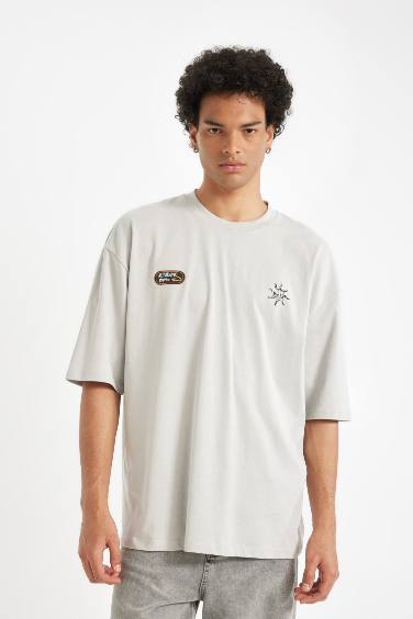 Loose Fit Crew Neck Back Printed T-Shirt