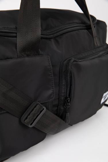 Спортивная и дорожная сумка для мужчин