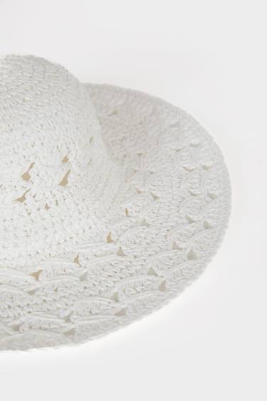 طاقية خوص أبيض حريمي