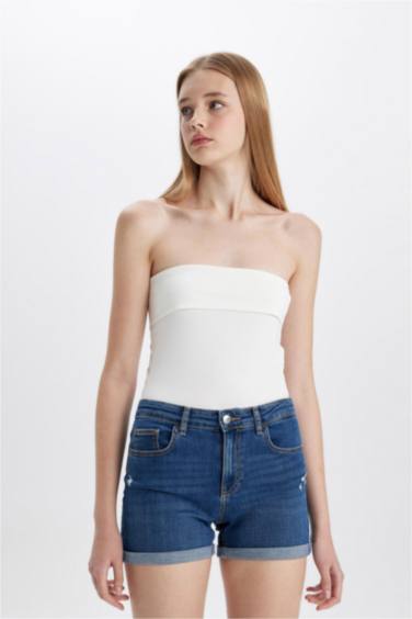 شورت جينز بخصر عالي