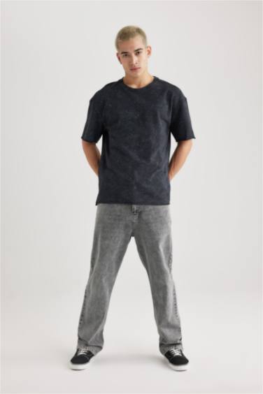 تيشيرت نص ردن قصة مريحة بياخة مستديرة وتأثير باهت