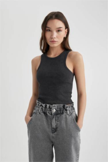 ديباردور مضلع برقبة مستديرة بتأثير باهت