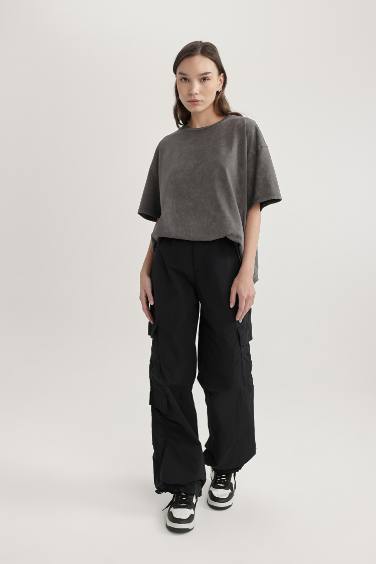 Oversize Fit Crew Neck Short Sleeve Washed Effect T-Shirt