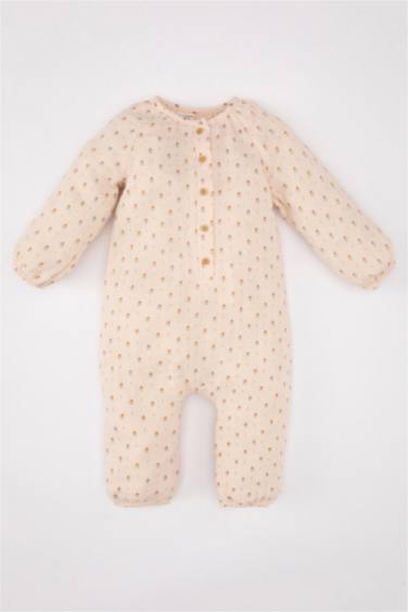 جمبسوت بناتي بنقشة الزهور حديثي الولادة