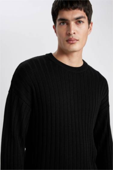 بلوز صوف قصة مريحة بياخة مستديرة