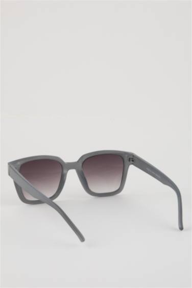 Woman Square Plastic Sunglasses