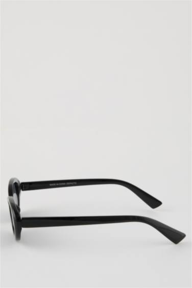 نظارة شمسية نسائية بيضاوية