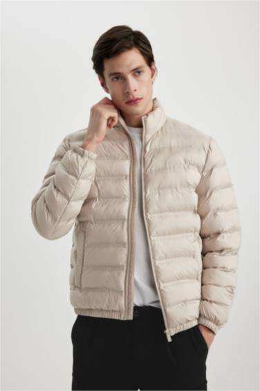 Slim Fit Mevsimlik Şişme Mont Dar Kesim Dik Yaka Fermuarlı Cepli