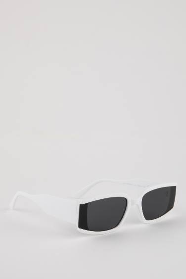 Woman Rectangular Plastic Sunglasses