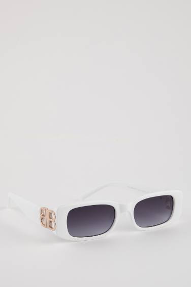 Woman Rectangular Plastic Sunglasses