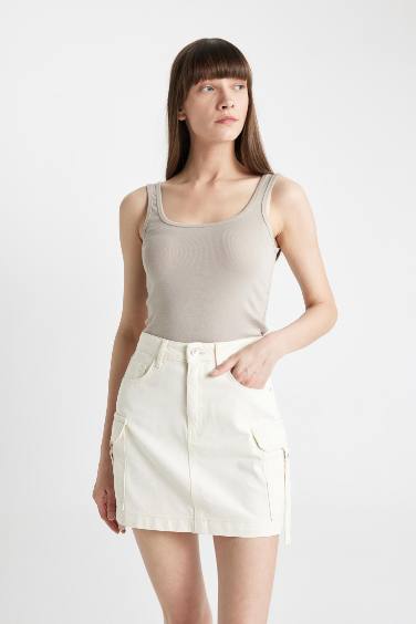 جيبة قصيرة منسوج كارجو فيت