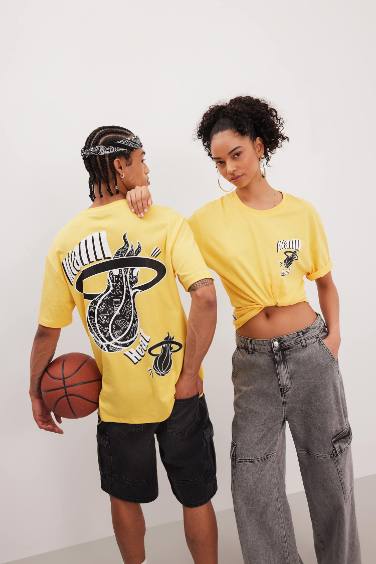 DeFactoFit NBA Miami Heat Boxy Fit Crew Neck Back Printed  T-Shirt