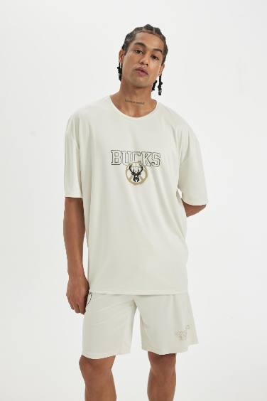 DeFactoFit NBA Milwaukee Bucks Oversize Fit Heavy Fabric T-Shirt