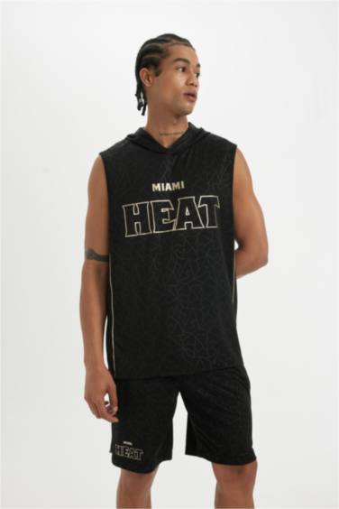 DeFactoFit NBA Miami Heat Standard Fit Hooded Heavy Fabric Tank Top