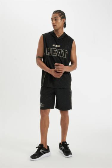 Standard Fit Heavy Fabric Shorts