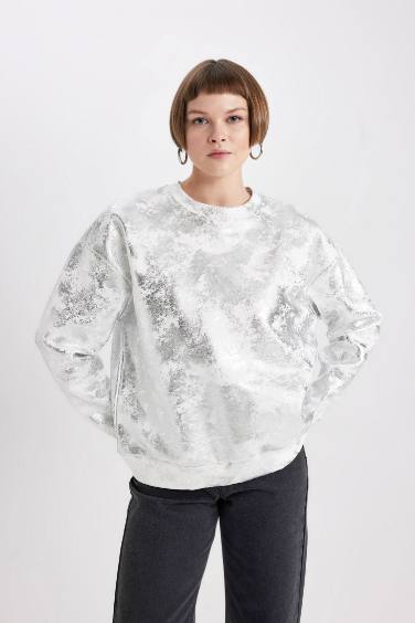 Relax Fit Crew Neck Batik Printed Thick Sweatshirt