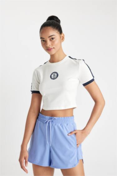 DeFactoFit NBA Brooklyn Nets Crop T-Shirt