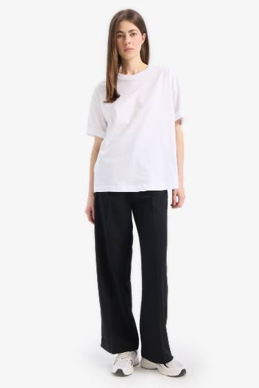 Oversize Geniş Kalıp Bisiklet Yaka Penye Basic Düz Kısa Kollu Beyaz Tişört