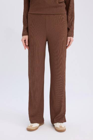Wide Leg Flexible Waist Crepe Trousers