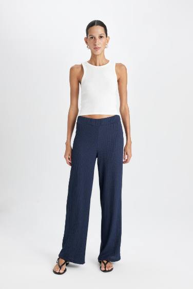 Pantalon large à jambe évasée et taille élastique