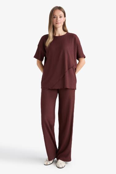 بنطلون قصة مستقيمة برجل عادية