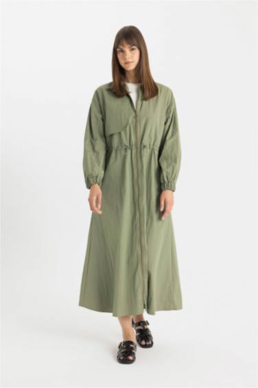 فستان باراشوت كم طويل برقبة قميص