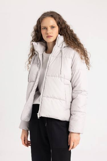 Doudoune à capuche imperméable zippée avec poches Coupe régulière