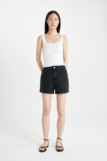 شورت موم فيت بخصر عالي برجل ضيقة