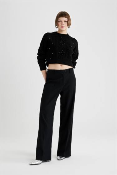 بلوفر تريكو كروب برقبة مستديرة