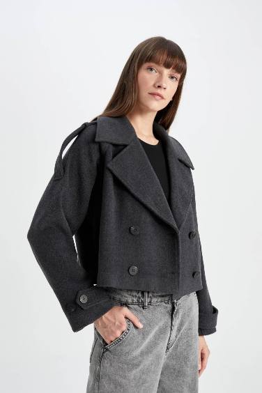 Manteau en cachemire imperméable à coupe régulière court et ceinturé