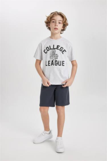 تيشيرت اولادي نص كم قصة عادية برقبة مستديرة