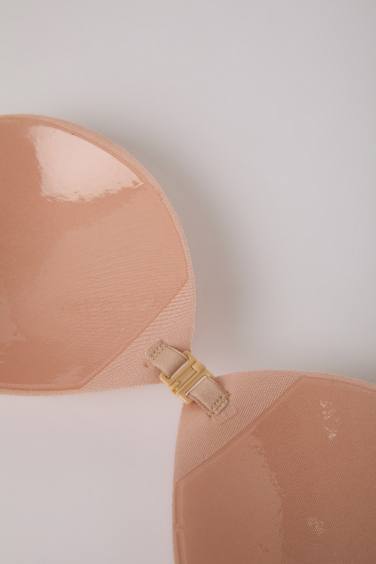 Woman Fall in Love Adhesive Fabric Decollete Cape