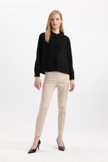 بلوزة كم طويل كريب قصة عادية بياقة عالية