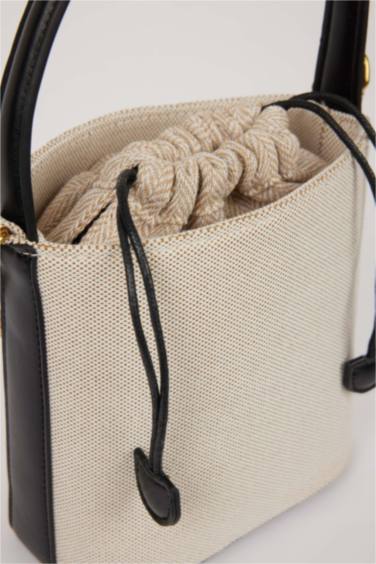 Woman Faux Leather Shoulder Bag