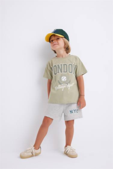 تيشيرت ولادي نص كم قصة عادية برقبة مستديرة