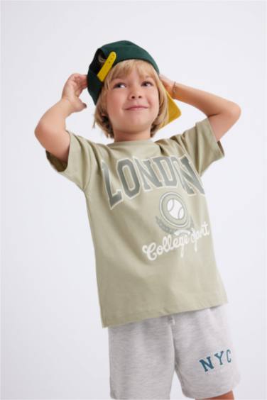 تيشيرت ولادي نص كم قصة عادية برقبة مستديرة