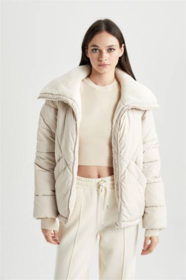 Waterproof Regular Fit Faux Fur Lined Puffer Jacket