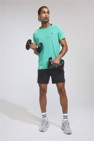 Standard Fit Crew Neck Heavy Fabric T-Shirt