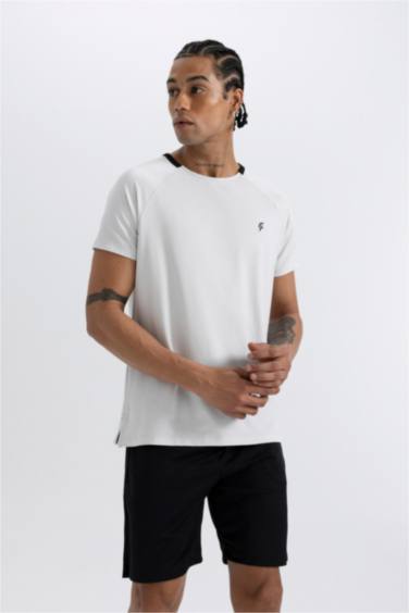 Standard Fit Crew Neck Heavy Fabric T-Shirt