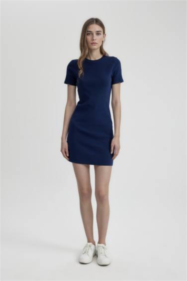 فستان قصير نص ردن مضلع بوديكون