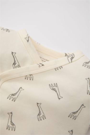 Baby Boy Giraffe Printed 3 Piece Hospital Set