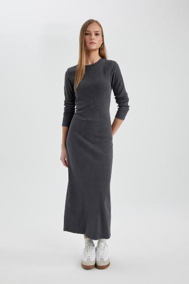 Bodycon Crew Neck Camisole Maxi Dress