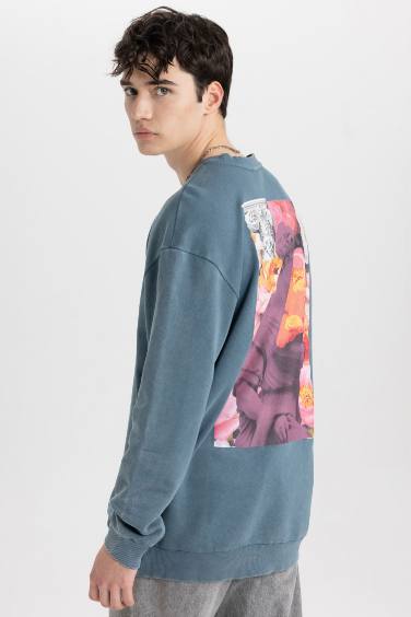 Comfort Fit Floral Sweatshirt