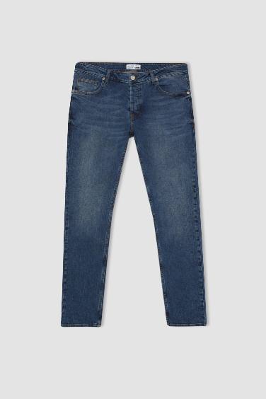 Pedro Slim Fit Normal Waist Narrow Leg Jeans