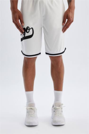 شورت قصير رياضي قصة عادية