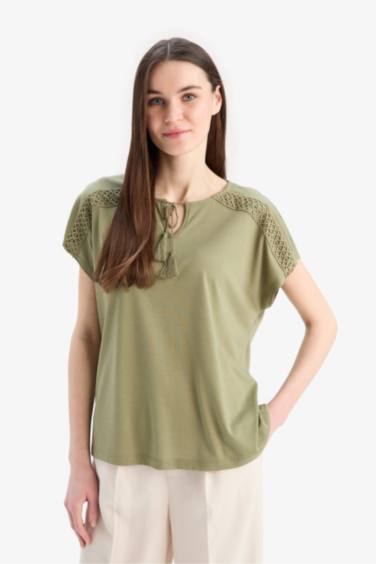 تيشيرت نص ردن بياخة مستديرة